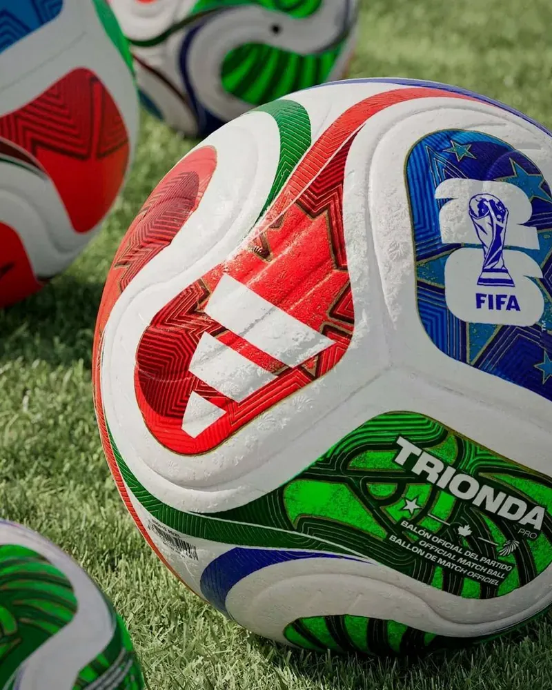 Мяч Adidas, оригинал — Чемпионат мира 2026 · FIFA